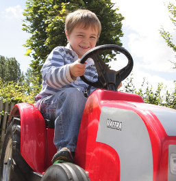 The Playbarn - Tractor Fun